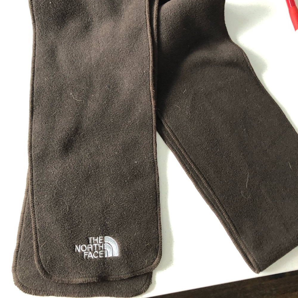 North face dark brown fleece scarf